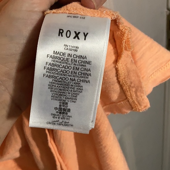 Summery Roxy Top - Picture 8 of 9